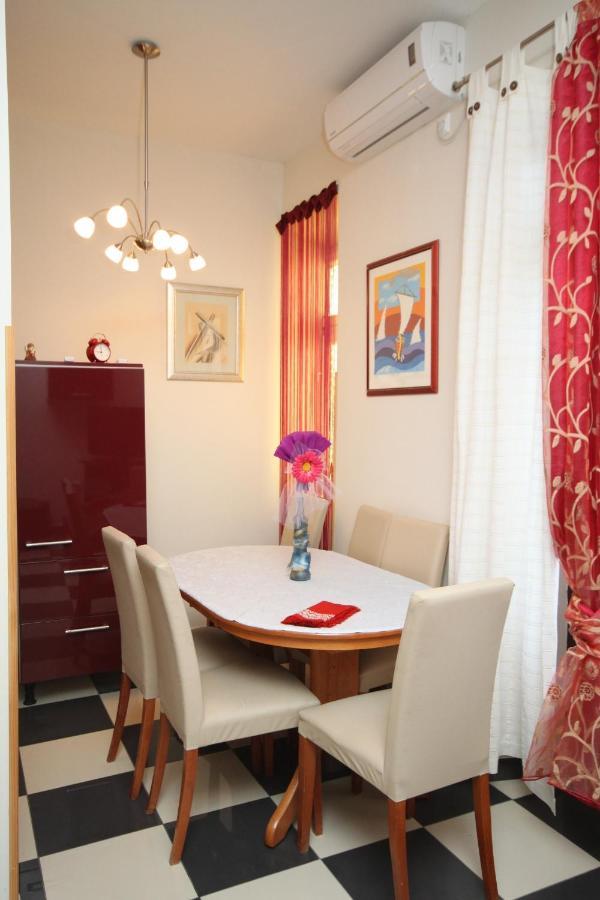 Apartments By The Sea Podgora, Makarska - 6713 Exterior photo