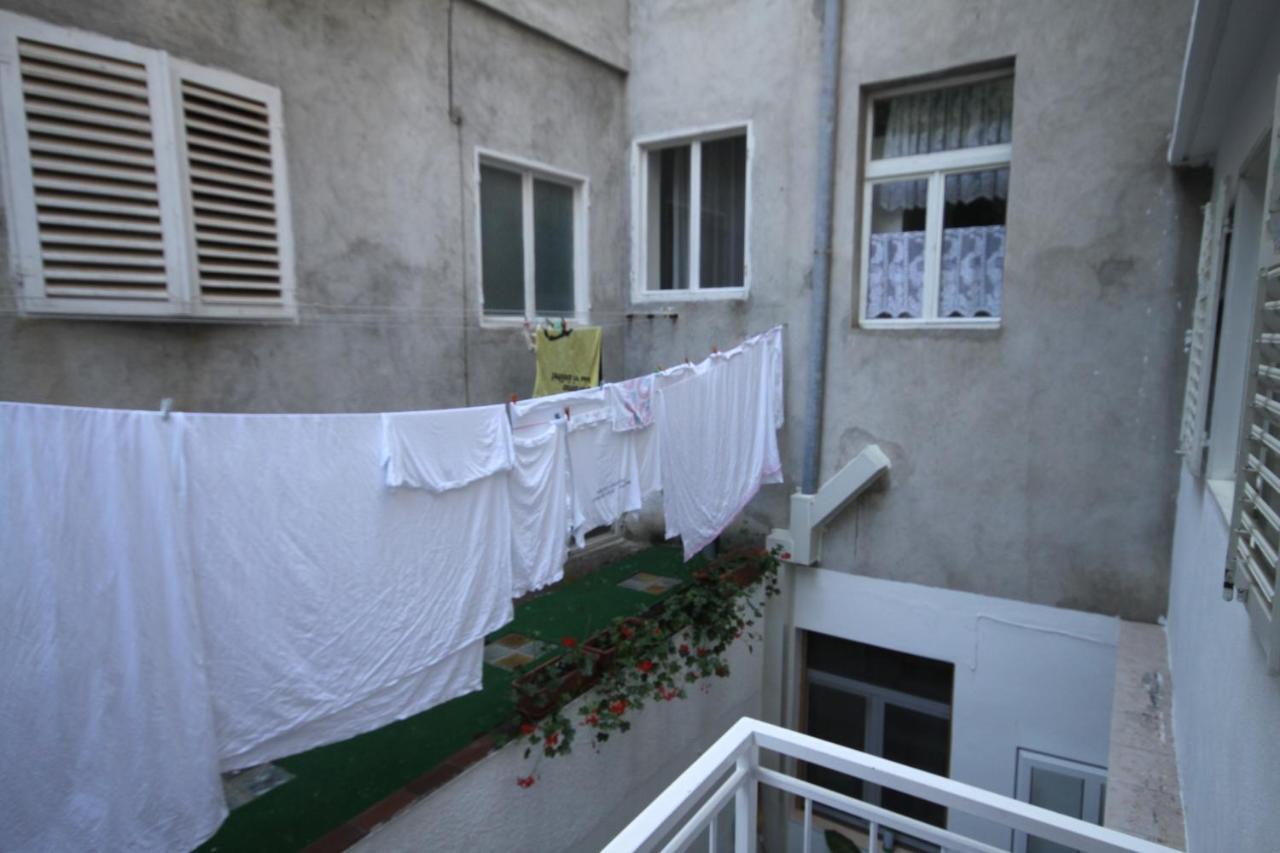 Apartments By The Sea Podgora, Makarska - 6713 Exterior photo
