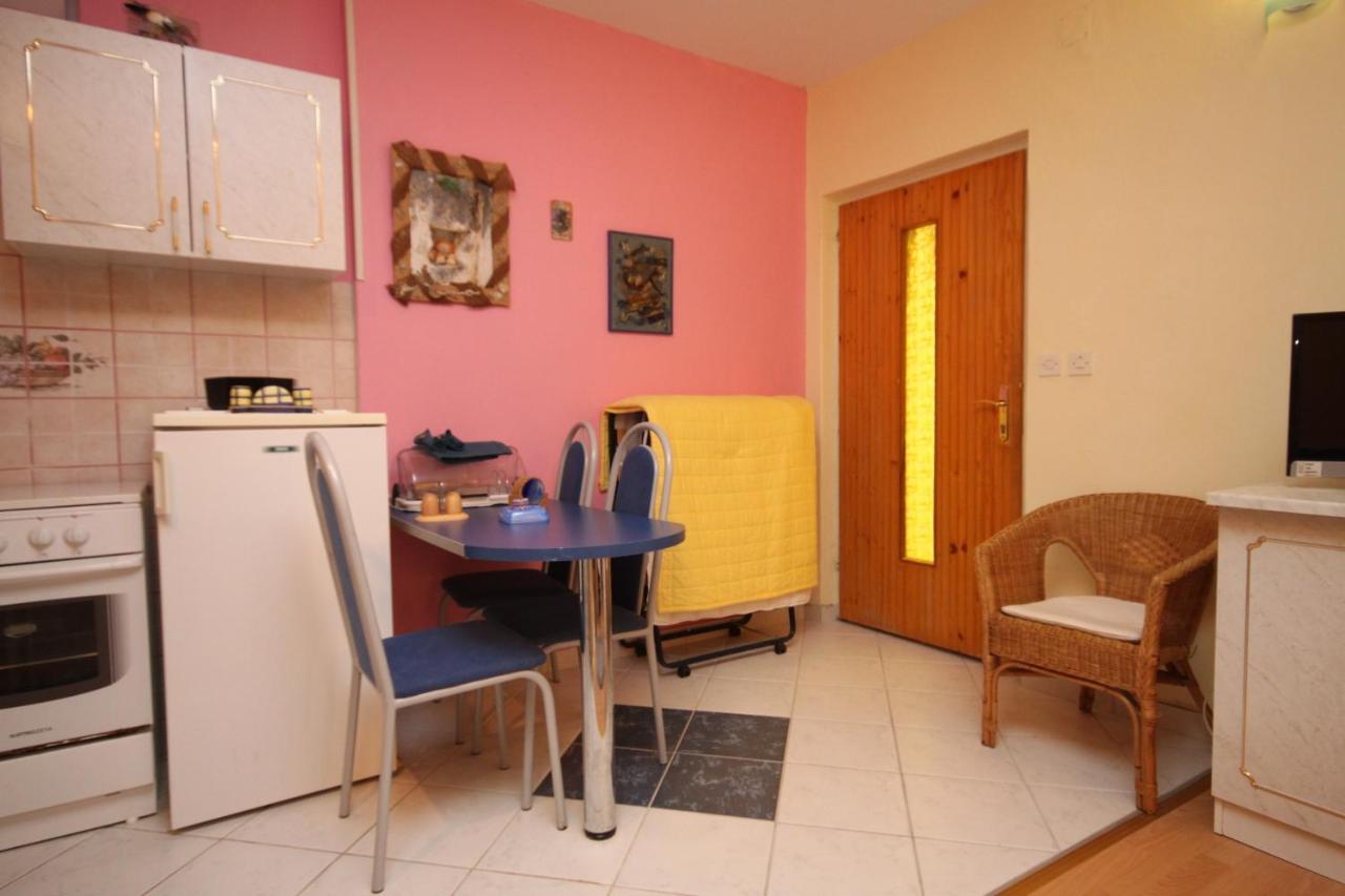Apartments By The Sea Podgora, Makarska - 6713 Exterior photo